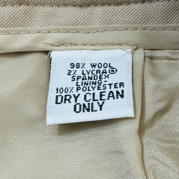 TALBOTS Cream Stretch Pant Slacks Size 8 Petite - Picture 5 of 5